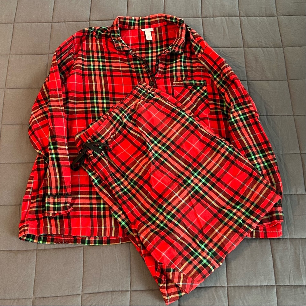 Wondershop Red Plaid Flannel Pajama Set